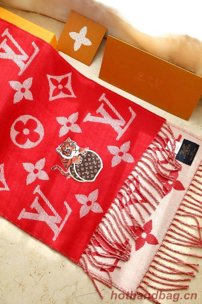 Louis Vuitton Scarf LV00141